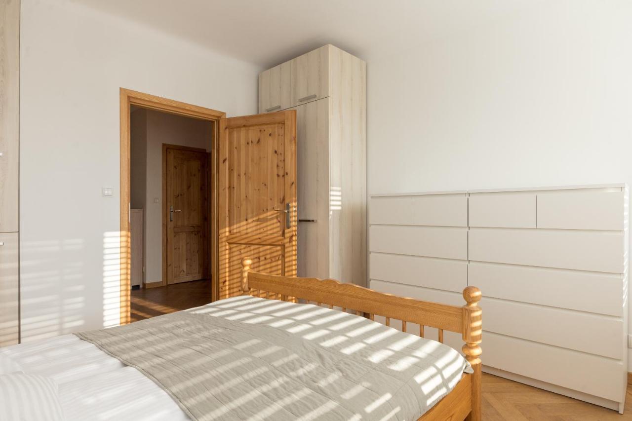 Piekna 2-Bedroom Apartment 华沙 外观 照片